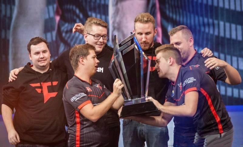 英雄联盟全明星赛程：红毯仪式，单人赛 + 主赛