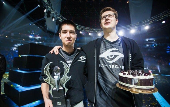 见证历史！王者荣耀中国代表队以39%得票率当选之星